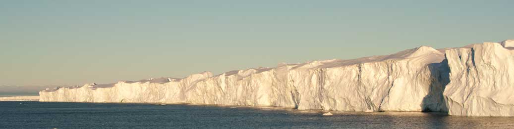 AVdP ice shelf panorama web